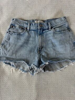 Abercrombie & Fitch Washed Blue Denim Frayed Hem Shorts